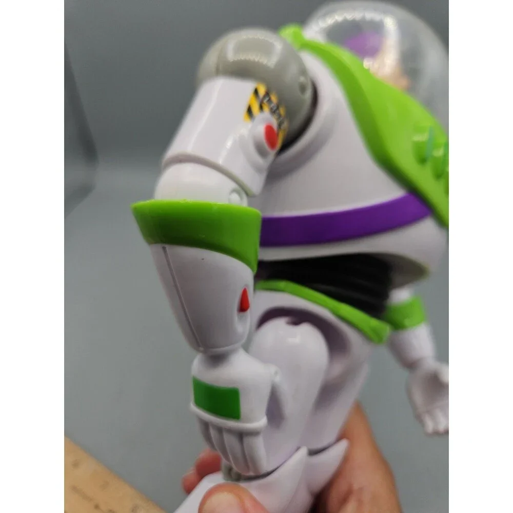 Disney Pixar Buzz Lightyear Toy Story Posable Talking 10 in Action Figure